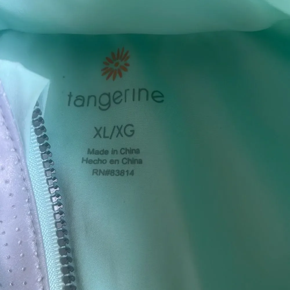 Tangerine Vest Size XL color is Mint green